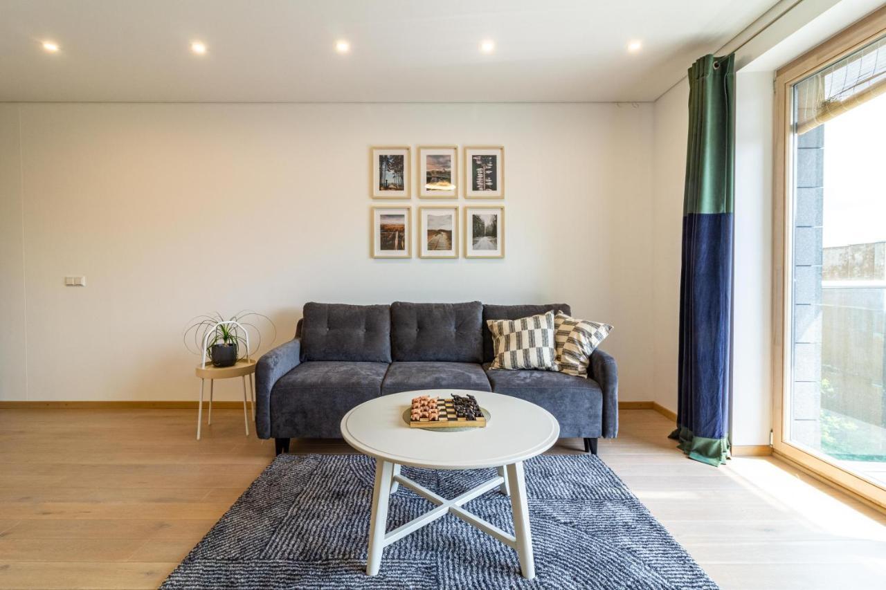 Cohost I Sunny Center Apt, Covered Parking, Balcony & Self Check-In Kaunas Dış mekan fotoğraf
